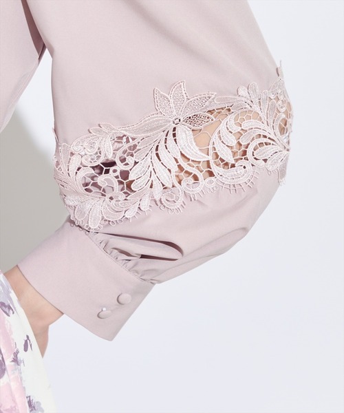 SWINGLE（スウィングル）の「レース切替スリーブシャツブラウス（シャツ/ブラウス・レディース・ネイビー/ミント/ピンク/ライトベージュ・FREE）」の13枚目の写真