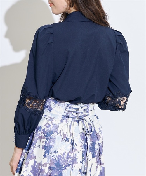 SWINGLE（スウィングル）の「レース切替スリーブシャツブラウス（シャツ/ブラウス・レディース・ネイビー/ミント/ピンク/ライトベージュ・FREE）」の21枚目の写真