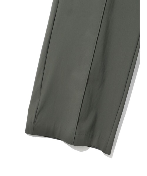 MIDIUMISOLID(ミディウミソリッド)の「MIDIUMISOLID for Ladies ストレッチストレートパンツ(その他パンツ・レディース・チャコールグレー/ブラック/グリーン・36/38)」の21枚目の写真
