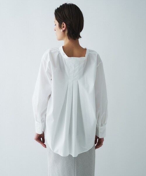 cloenc（クロエンス）の「【手洗い可】タックフォルムブラウス（シャツ/ブラウス・レディース・ホワイト/ライトグリーン/ダークグレー・02）」の8枚目の写真