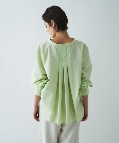 cloenc（クロエンス）の「【手洗い可】タックフォルムブラウス（シャツ/ブラウス・レディース・ホワイト/ライトグリーン/ダークグレー・02）」の15枚目の写真