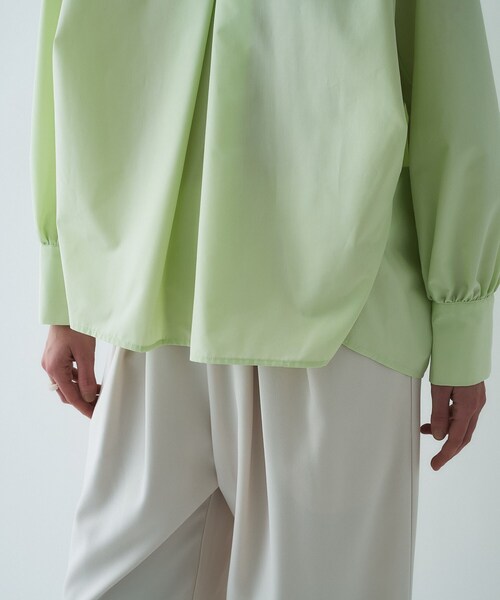 cloenc（クロエンス）の「【手洗い可】タックフォルムブラウス（シャツ/ブラウス・レディース・ホワイト/ライトグリーン/ダークグレー・02）」の20枚目の写真