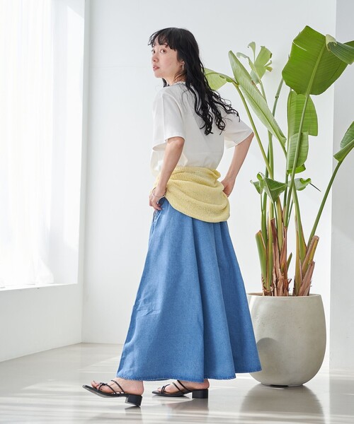 Dickies（ディッキーズ）の「【WEB限定】Dickies（ディッキーズ）イージーフレアスカート（デニム）（スカート・レディース・コバルトブルー・M/L）」の6枚目の写真