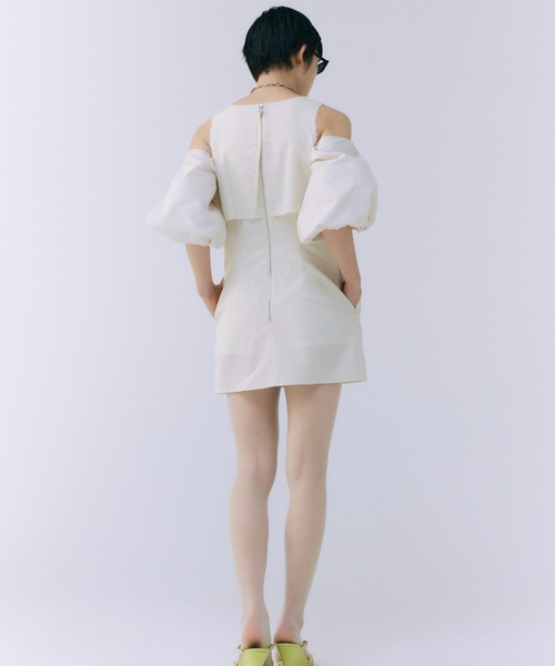 JOSE MOON（ジョゼムーン）の「VOLUME SLEEVE LONG TOP/ボリュームスリーブロングトップ（シャツ/ブラウス・レディース・ホワイト/ブラック・36/38）」の7枚目の写真