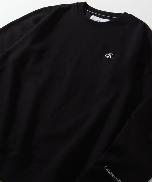 Calvin Klein Jeans（カルヴァンクラインジーンズ）の「【Calvin Klein JEANS/カルバンクライン ジーンズ】 ワンポイント ロゴ刺繍 クルーネック スウェット トレーナー（スウェット・メンズ・ホワイト/ブラック・XL/L/S/M）」の9枚目の写真