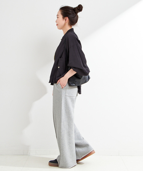 B.C STOCK（ベーセーストック）の「《追加3》ウォッシャブル / 裏毛センターシームスウェットパンツ（スウェットパンツ・レディース・チャコールグレー/ブラック系その他・FREE）」の4枚目の写真