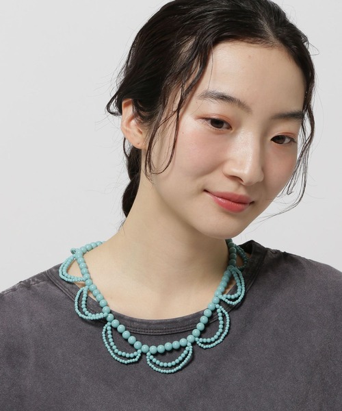 niko and...(ニコアンド)の「ビーズレース襟ネックレス(ネックレス・レディース・グレー/オレンジ/ブルー/ベージュ/ホワイト/レッド・0)」の9枚目の写真