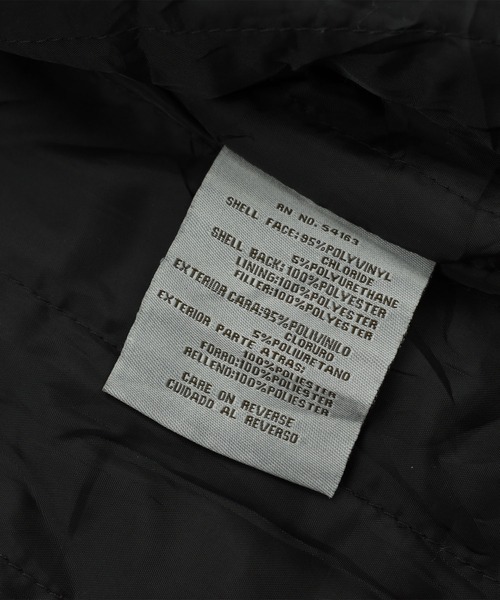 Levi's（リーバイス）の「【ヴィンテージ古着】Y2K Levi’s シングルライダース ジャケット（ライダースジャケット・メンズ・ブラック・SMALL）」の5枚目の写真