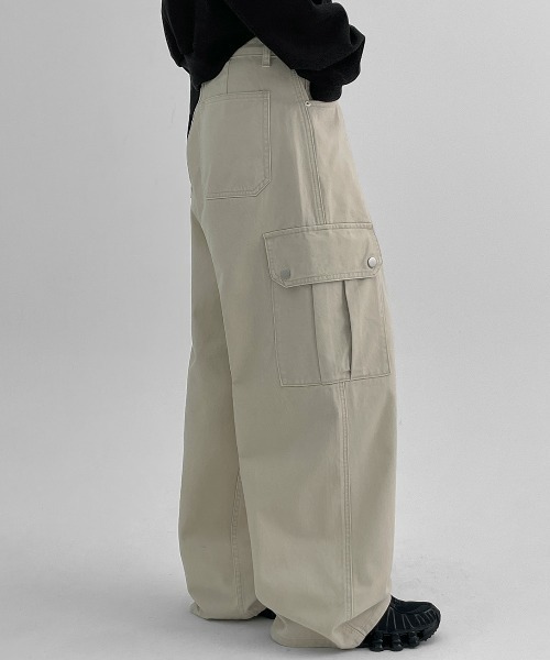 BLACKUP（ブラックアップ）の「[MADE] ビーニーカーゴ コットンパンツ（カーゴパンツ・レディース・アイボリー/チャコール・LARGE/SMALL/MEDIUM）」の9枚目の写真
