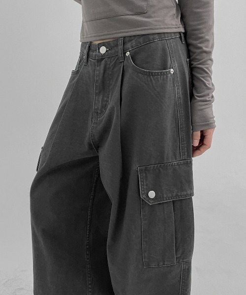BLACKUP（ブラックアップ）の「[MADE] ビーニーカーゴ コットンパンツ（カーゴパンツ・レディース・アイボリー/チャコール・LARGE/SMALL/MEDIUM）」の17枚目の写真