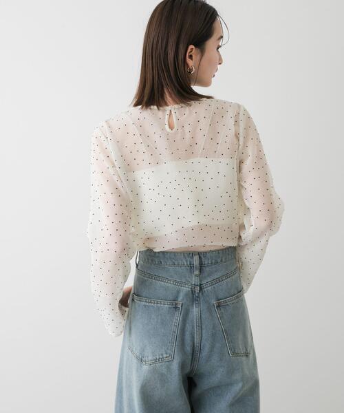 SENSE OF PLACE by URBAN RESEARCH（センスオブプレイスバイアーバンリサーチ）の「フロッキードットシアーブラウス（Tシャツ/カットソー・レディース・ブラック系その他/ホワイト系その他/ブルー系その他・ONE）」の14枚目の写真