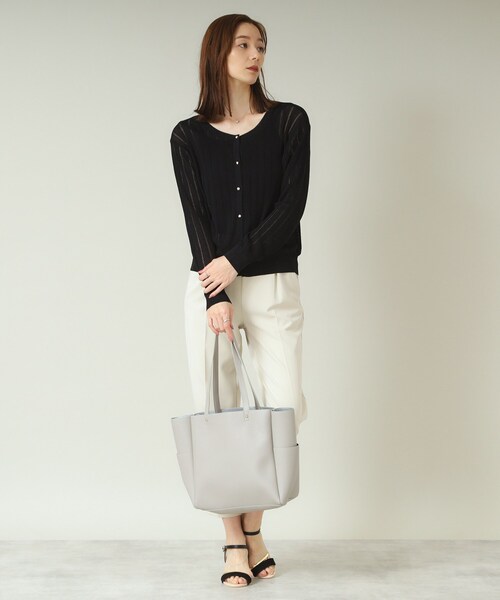 ITS'DEMO(イッツデモ)の「【手洗い可】透かし編みクルーカーデ(カーディガン/ボレロ・レディース・オフホワイト/ブラック/サックスブルー/レッド系1・00)」の12枚目の写真