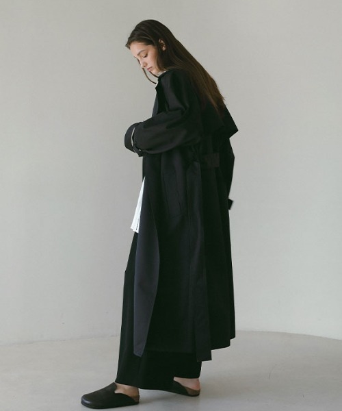 ETRE TOKYO(エトレトウキョウ)の「シャンブレーツイルトレンチコート(トレンチコート・レディース・ブラック/ベージュ・M/S)」の12枚目の写真