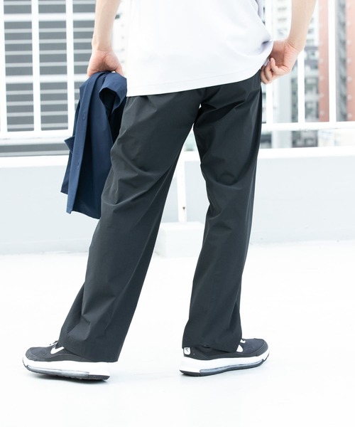 URBAN RESEARCH ROSSO MEN（アーバンリサーチロッソメン）の「『WEB限定』『セットアップ対応』『XLサイズあり』クールキープイージースラックス（その他パンツ・メンズ・ブラック/ベージュ/ネイビー/ライトグレー・SMALL/MEDIUM/LARGE/X-LARGE）」の22枚目の写真