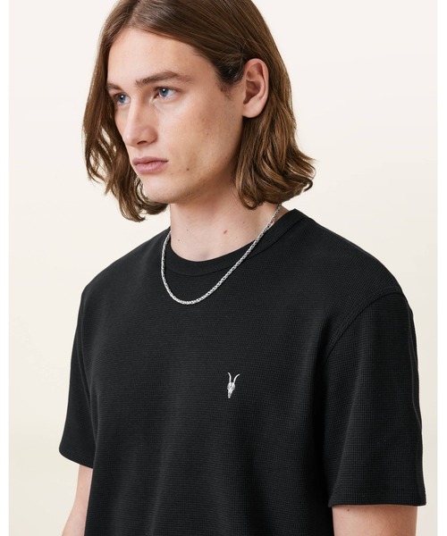 ALLSAINTS(オールセインツ)の「ELLIS WAFFLE TEXTURE CREW NECK T-SHIRT | ELLIS ワッフル テクスチャー クルー ネック Tシャツ(Tシャツ/カットソー・メンズ・ブラック・XS/S/M/L)」の2枚目の写真