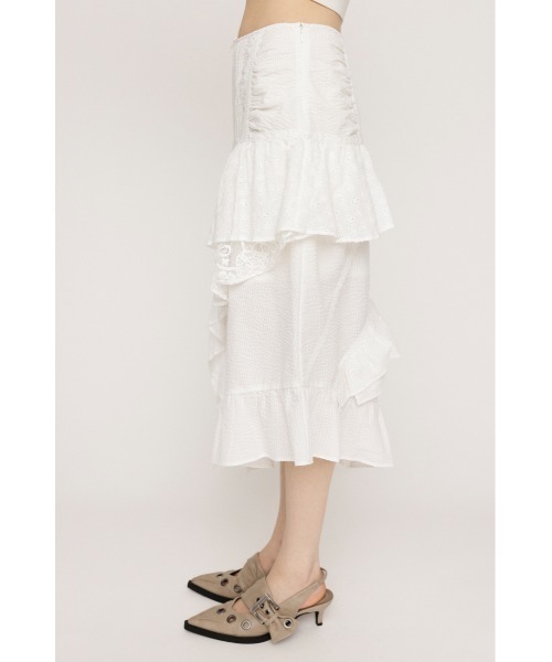 SLY（スライ）の「COTTON LACED WRAP DESIGN L/SK コットンレース ドラップ デザイン ロングスカート（スカート・レディース・ホワイト/ブラック・1/2）」の4枚目の写真