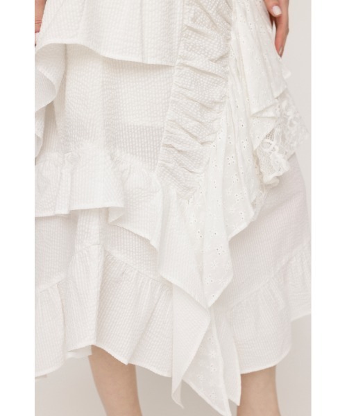 SLY（スライ）の「COTTON LACED WRAP DESIGN L/SK コットンレース ドラップ デザイン ロングスカート（スカート・レディース・ホワイト/ブラック・1/2）」の8枚目の写真