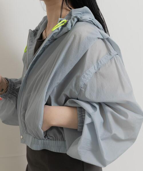 THE GOODLAND MARKET（ザグッドランドマーケット）の「cwtch　2WAY SHEER BLOUSON（ブルゾン・レディース・ピンク/ライトグレー/ライトブルー・FREE）」の5枚目の写真