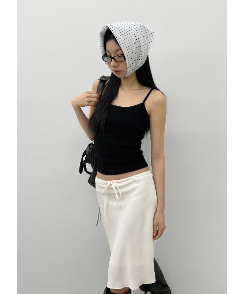 BLACKUP（ブラックアップ）の「[MADE] イージーベーシックリブストラップキャミソール(カップ付き)（キャミソール・レディース・ブラック/アイボリー・LARGE/MEDIUM/SMALL）」の19枚目の写真