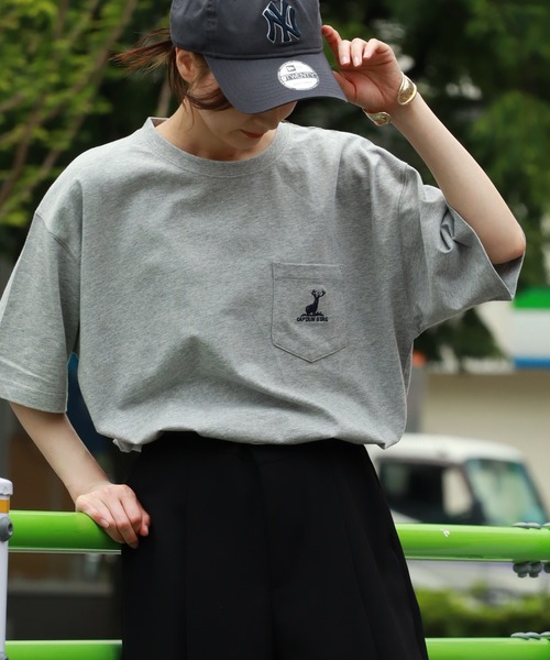 CAPTAIN STAG（キャプテンスタッグ）の「【CAPTAIN STAG/キャプテンスタッグ】ワンポイント刺繍ロゴ ポケット付き 半袖Ｔシャツ（Tシャツ/カットソー・メンズ・杢グレー/グリーン/ブルー/オフホワイト/ネイビー/ブラック・LL/L/M）」の3枚目の写真