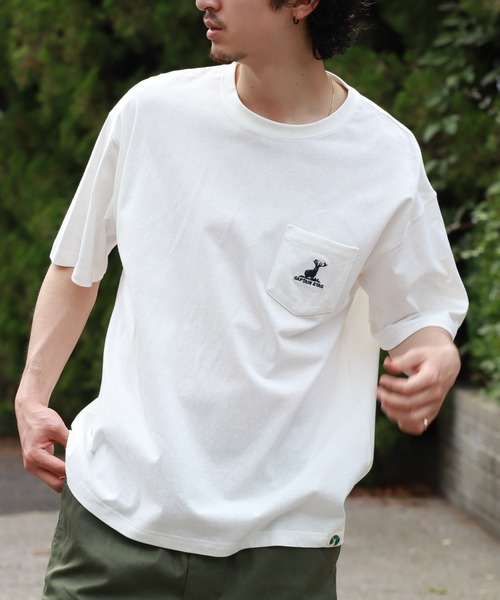 CAPTAIN STAG（キャプテンスタッグ）の「【CAPTAIN STAG/キャプテンスタッグ】ワンポイント刺繍ロゴ ポケット付き 半袖Ｔシャツ（Tシャツ/カットソー・メンズ・杢グレー/グリーン/ブルー/オフホワイト/ネイビー/ブラック・LL/L/M）」の2枚目の写真