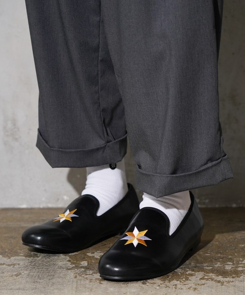 THRIFTY LOOK（スリフティールック）の「THRIFTY LOOK / スリフティールック "VALERO STAR" OPERA SHOES バレロスター 星 刺しゅう ナバホ オペラシューズ（バレエシューズ・メンズ・ブラック系その他/ブラック・6/9/10/5）」の4枚目の写真