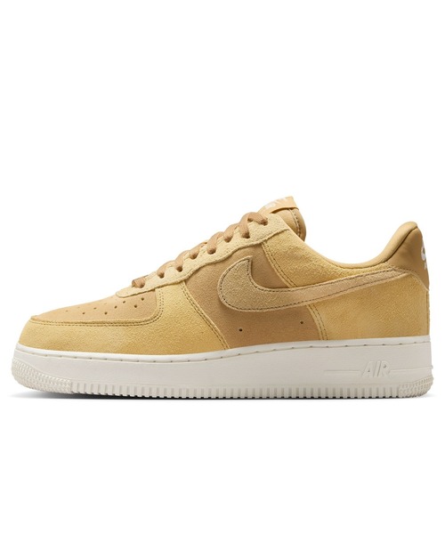 NIKE(ナイキ)の「NIKE WMNS AIR FORCE 1 07 HJ5336-700(スニーカー・レディース・ベージュ・24cm/24.5cm/23.5cm)」の1枚目の写真
