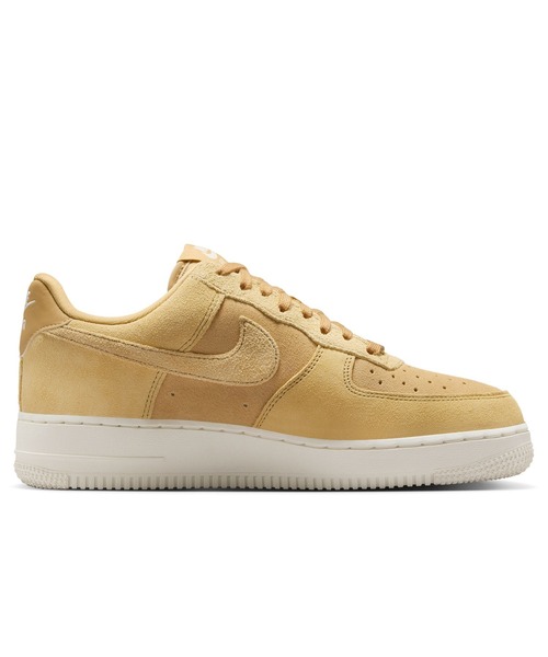 NIKE(ナイキ)の「NIKE WMNS AIR FORCE 1 07 HJ5336-700(スニーカー・レディース・ベージュ・24cm/24.5cm/23.5cm)」の2枚目の写真