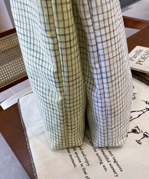 mebole(メボレ)の「Second Plaid Tote bag(トートバッグ・レディース・ブルー/ホワイト/ライトグリーン・FREE)」の6枚目の写真