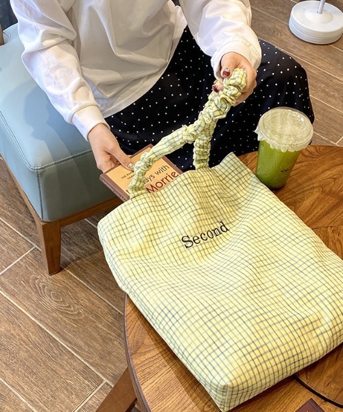 mebole(メボレ)の「Second Plaid Tote bag(トートバッグ・レディース・ブルー/ホワイト/ライトグリーン・FREE)」の22枚目の写真