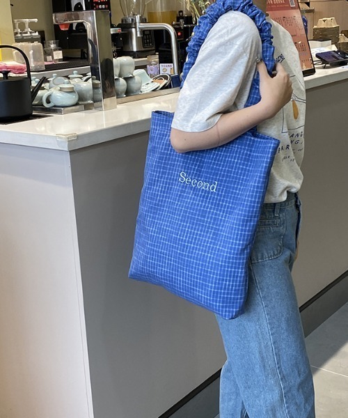 mebole(メボレ)の「Second Plaid Tote bag(トートバッグ・レディース・ブルー/ホワイト/ライトグリーン・FREE)」の14枚目の写真
