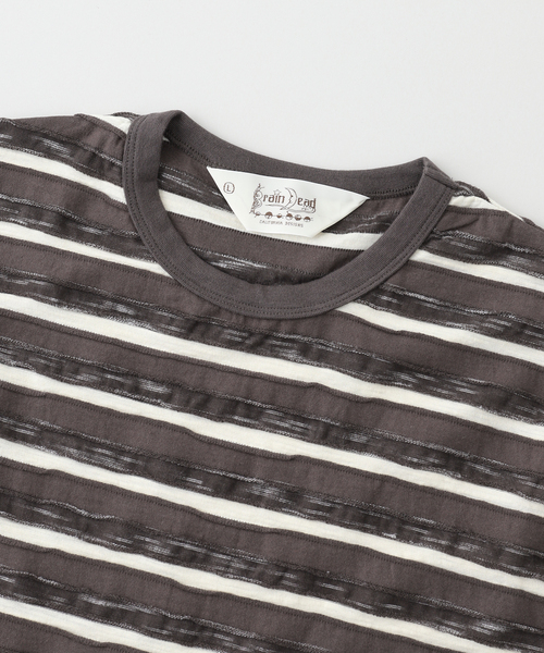 BRAIN DEAD（ブレインデット）の「BRAIN DEAD / ブレインデッド CASEY STRIPED T（Tシャツ/カットソー・メンズ・ブラウン・LARGE/MEDIUM）」の5枚目の写真