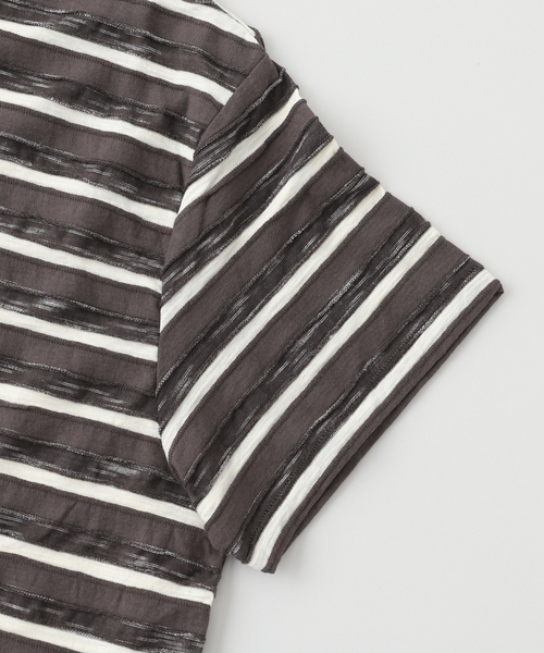 BRAIN DEAD（ブレインデット）の「BRAIN DEAD / ブレインデッド CASEY STRIPED T（Tシャツ/カットソー・メンズ・ブラウン・LARGE/MEDIUM）」の4枚目の写真
