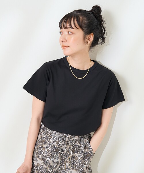 FREAK'S STORE(フリークスストア)の「<UVカット/接触冷感>COOLPASS コンパクトベーシックTシャツ(Tシャツ/カットソー・レディース・オフホワイト/ブラック/ピンク/その他13・フリ-)」の1枚目の写真