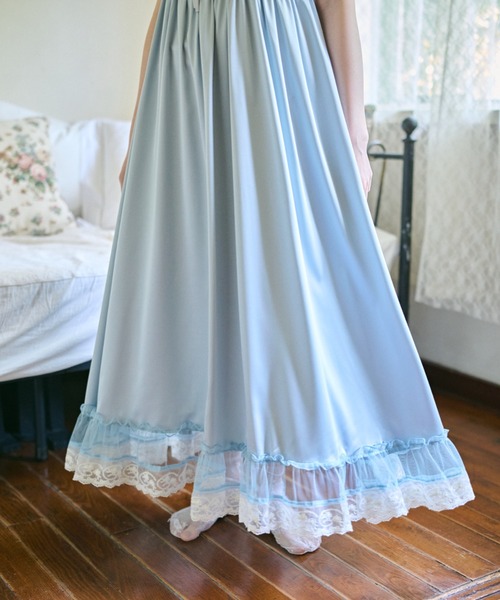 kutir（クティール）の「【クティールとレトロ】2サイズ展開　レースドッキングサテンキャミワンピース（ワンピース・レディース・オフホワイト/ブルー/ネイビー・LARGE/SMALL）」の12枚目の写真