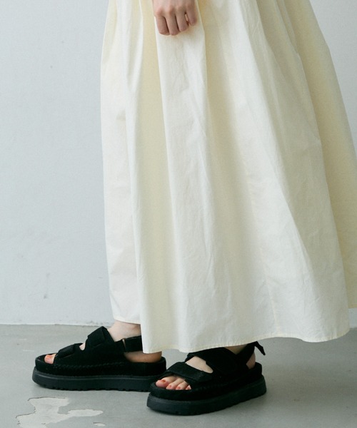 Crisp（クリスプ）の「ダブルベルト厚底サンダル（サンダル・レディース・ブラウン/ブラック・37/38/36/39）」の10枚目の写真