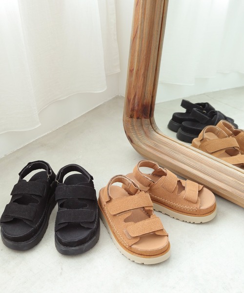 Crisp（クリスプ）の「ダブルベルト厚底サンダル（サンダル・レディース・ブラウン/ブラック・37/38/36/39）」の14枚目の写真