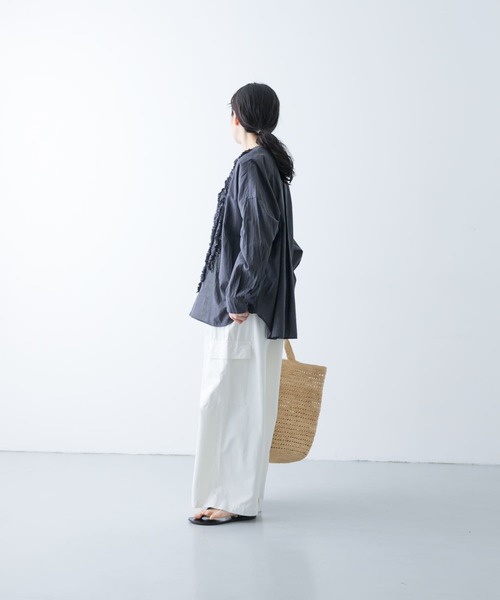 かぐれ（カグレ）の「コットンワッシャーフリルワイドシャツ