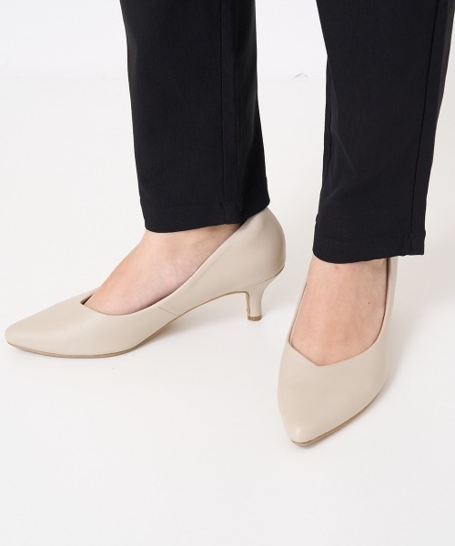a.v.v（アーヴェヴェ）の「ハイパーストレッチスリムパンツ（その他パンツ・レディース・ブラック/カーキ/ダークグレー/ネイビー・34/36/40/42/38）」の6枚目の写真