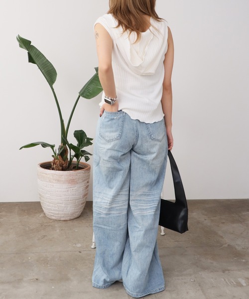 ROOPTOKYO(ループトウキョウ)の「Washed Damaged Flared Denim / ウォッシュ加工 ダメージフレアデニム(デニムパンツ・レディース・ダークブルー/ライトブルー・M/S)」の17枚目の写真