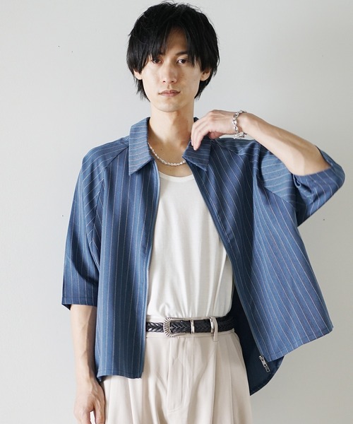 MinoriTY（マイノリティ）の「【MinoriTY】シャドウストライプショート丈ダブルジップスイングトップ 半袖シャツ メンズ 夏服（シャツ/ブラウス・メンズ・チャコール/ベージュ/ブルー・M/L）」の6枚目の写真