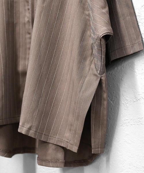 MinoriTY（マイノリティ）の「【MinoriTY】シャドウストライプショート丈ダブルジップスイングトップ 半袖シャツ メンズ 夏服（シャツ/ブラウス・メンズ・チャコール/ベージュ/ブルー・M/L）」の16枚目の写真