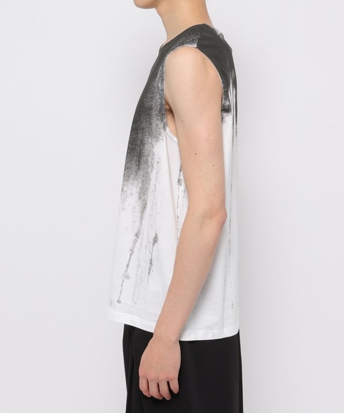 HARE（ハレ）の「ガラパターンノースリーブ(HARE)（タンクトップ・メンズ・ブラック/オフホワイト・MEDIUM/SMALL）」の4枚目の写真