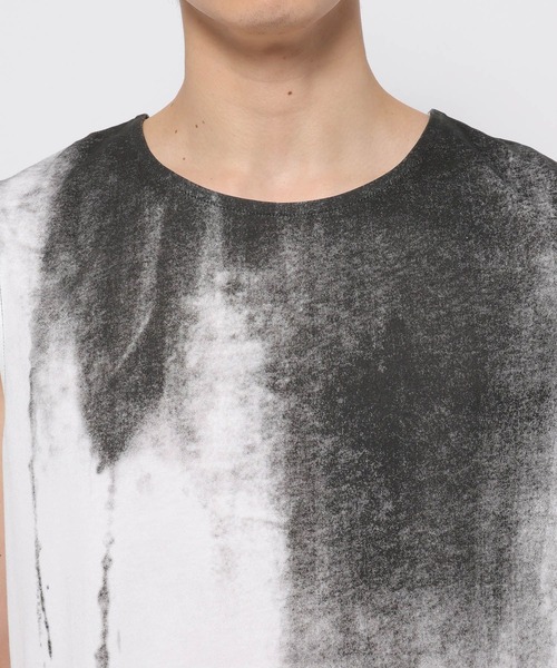 HARE（ハレ）の「ガラパターンノースリーブ(HARE)（タンクトップ・メンズ・ブラック/オフホワイト・MEDIUM/SMALL）」の7枚目の写真