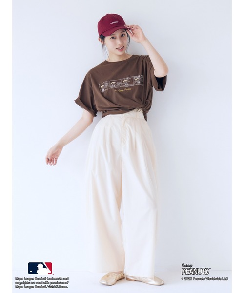 MLB（メジャーリーグベースボール）の「【MLB×PEANUTS】ロゴTee（Tシャツ/カットソー・レディース・オフホワイト/ブラウン/ネイビー・FREE）」の12枚目の写真