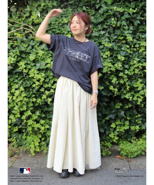 MLB（メジャーリーグベースボール）の「【MLB×PEANUTS】ロゴTee（Tシャツ/カットソー・レディース・オフホワイト/ブラウン/ネイビー・FREE）」の22枚目の写真