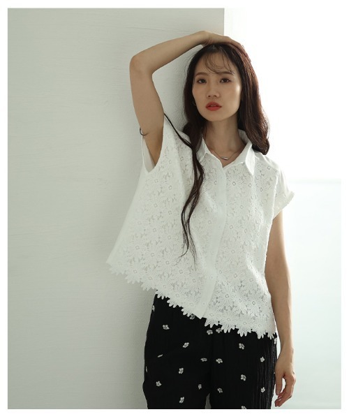 Sawa a la mode（サワアラモード）の「花柄レース切替フレンチスリーブブラウス（シャツ/ブラウス・レディース・ホワイト/ブラック・FREE）」の13枚目の写真