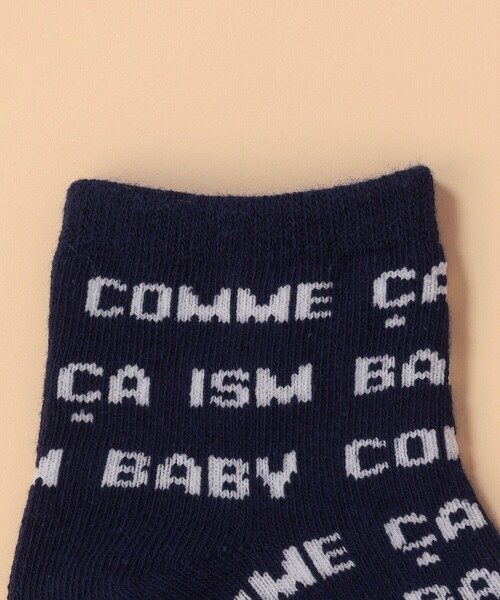 COMME CA ISM(コムサイズム)の「ロゴ総柄ソックス(ベビーシューズ/ベビーソックス・キッズ・ブラック×ホワイト/ネイビー×ホワイト/ホワイト×レッド/ホワイト×ネイビー・9-12cm)」の5枚目の写真