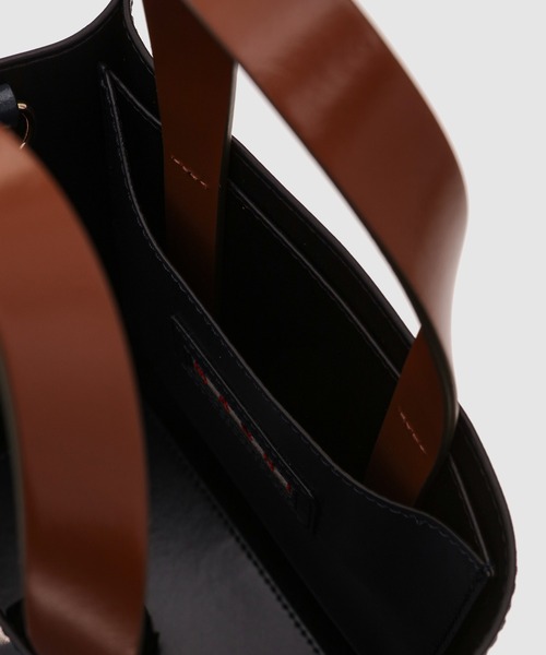 MARNI（マルニ）の「MARNI LOGO STRAP / ムゼオミニバッグ（ショルダーバッグ・レディース・カーキ系/ネイビー系・ONE SIZE）」の12枚目の写真