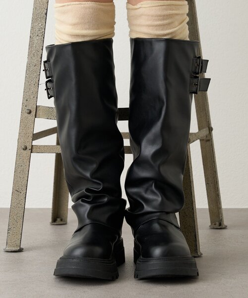 w closet（ダブルクローゼット）の「【25AW】ベルト付カバーロングブーツ（ブーツ・レディース・ブラウン/ブラック・SMALL/LARGE/MEDIUM）」の3枚目の写真